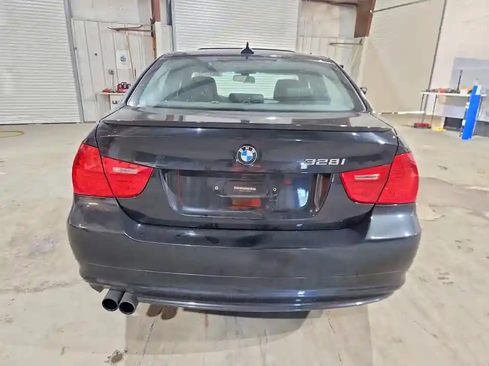 WBAPK7C50BA463601 2011 BMW 3 SERIES-5