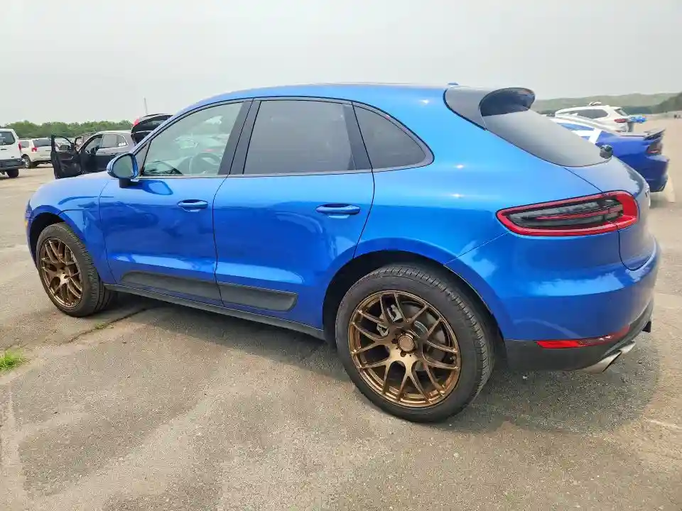WP1AB2A51HLB10455 2017 PORSCHE MACAN-1