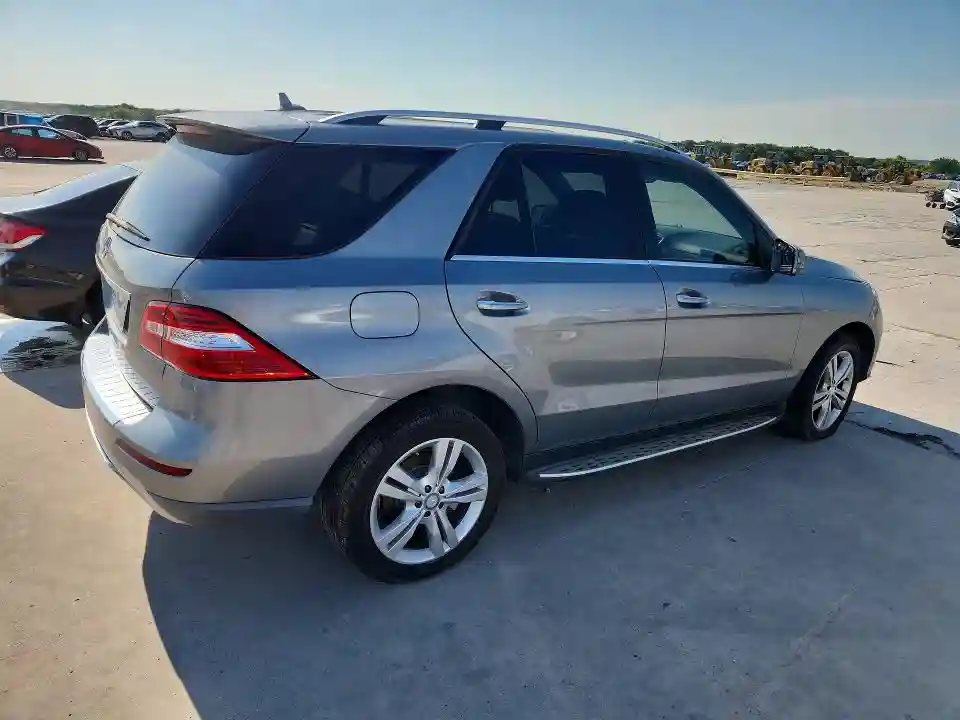 4JGDA5JB2EA271201 2014 MERCEDES-BENZ M-CLASS-2