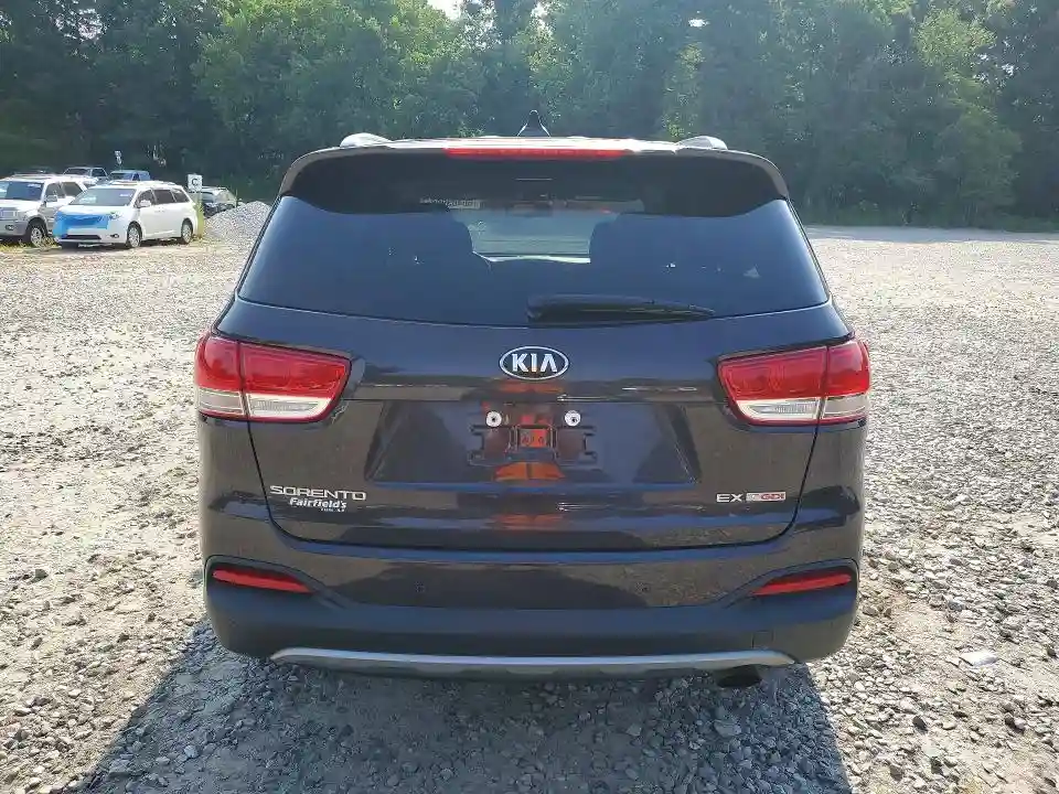 5XYPHDA12HG272626 2017 KIA SORENTO-5
