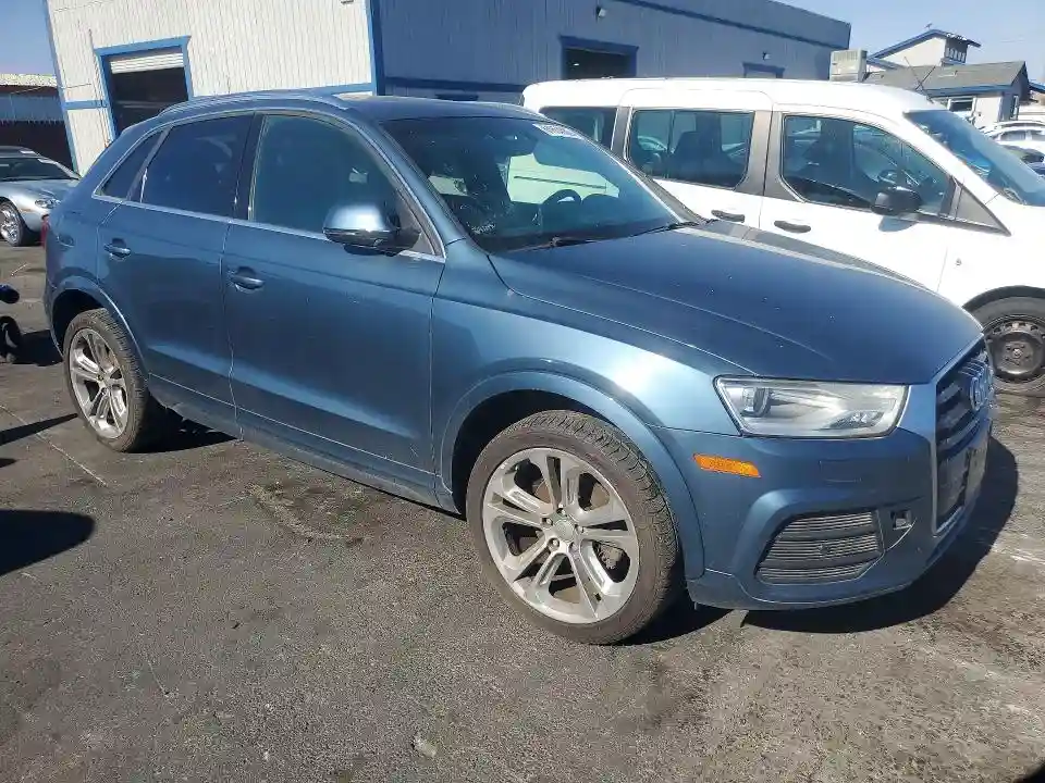 WA1EFCFS0GR010011 2016 AUDI Q3-3