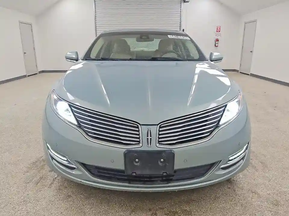 3LN6L2LU7ER801877 2014 LINCOLN MKZ-4