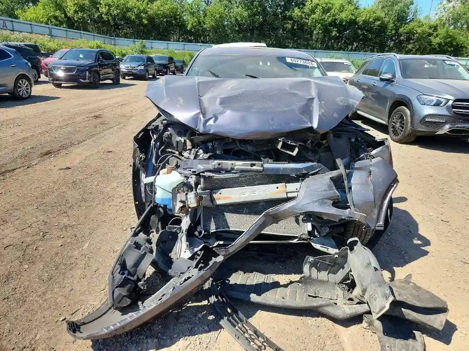 3CZRU5G57JM708460 2018 HONDA HR-V-4