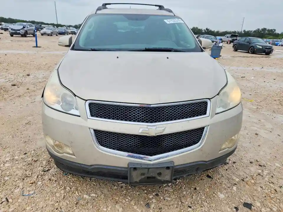 1GNKRGEDXBJ326802 2011 CHEVROLET TRAVERSE-4