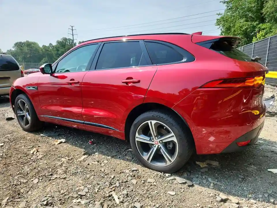 SADCL2BV2HA896501 2017 JAGUAR F-PACE-1