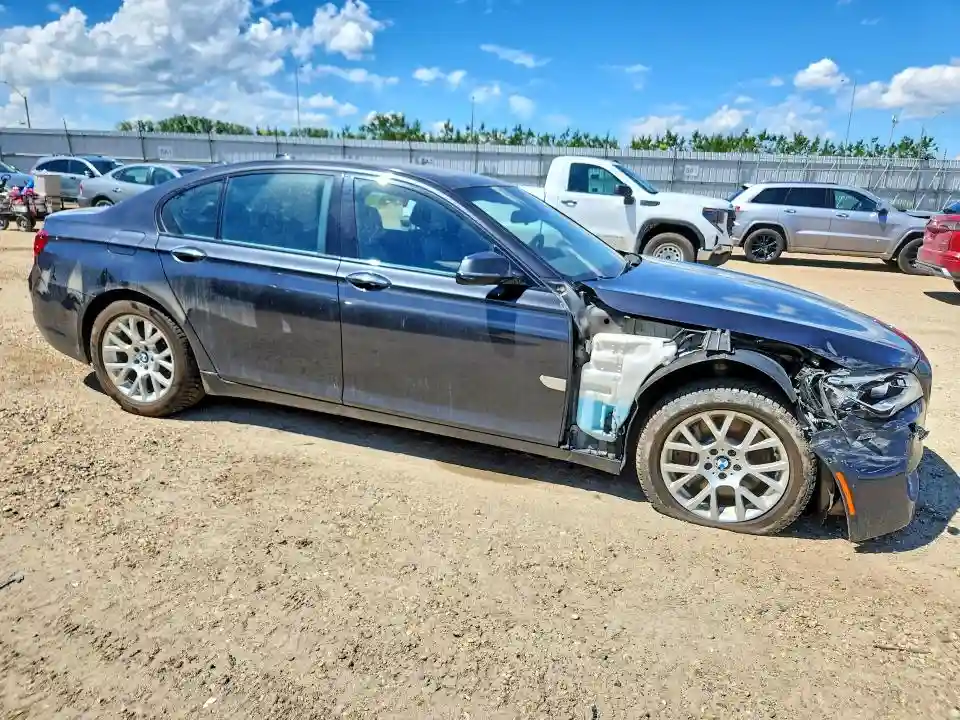 WBAYB6C50ED224292 2014 BMW 7 SERIES-3