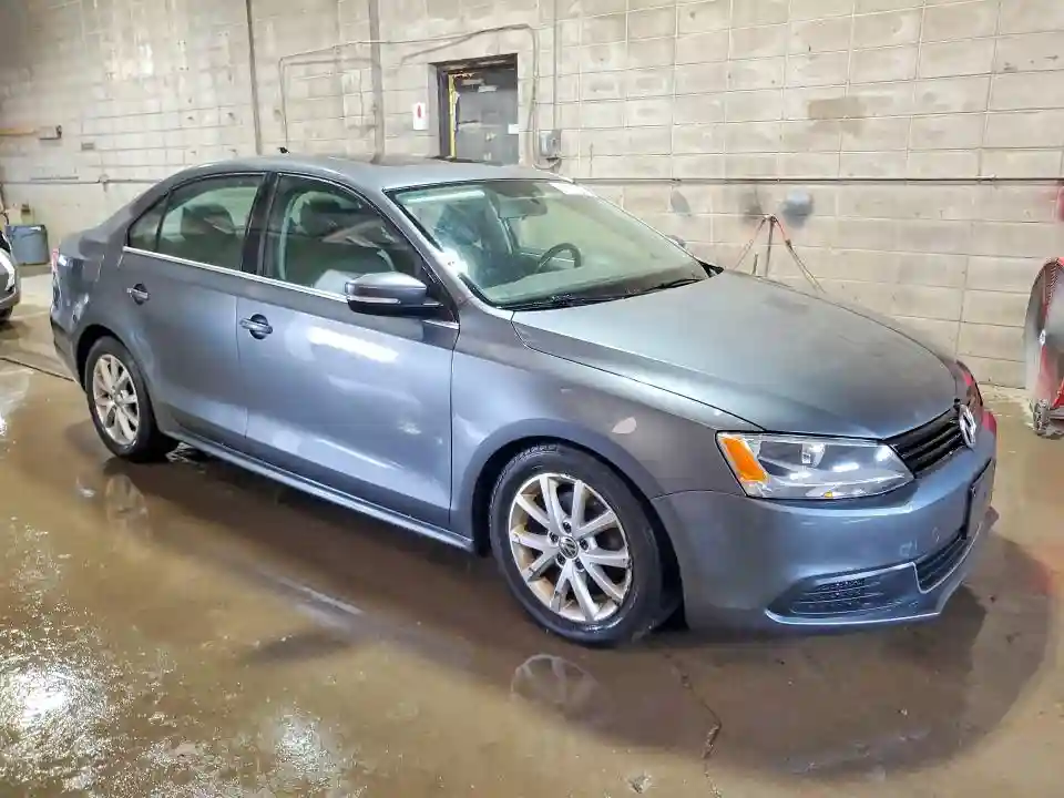 3VWD17AJ2EM322767 2014 VOLKSWAGEN JETTA-3