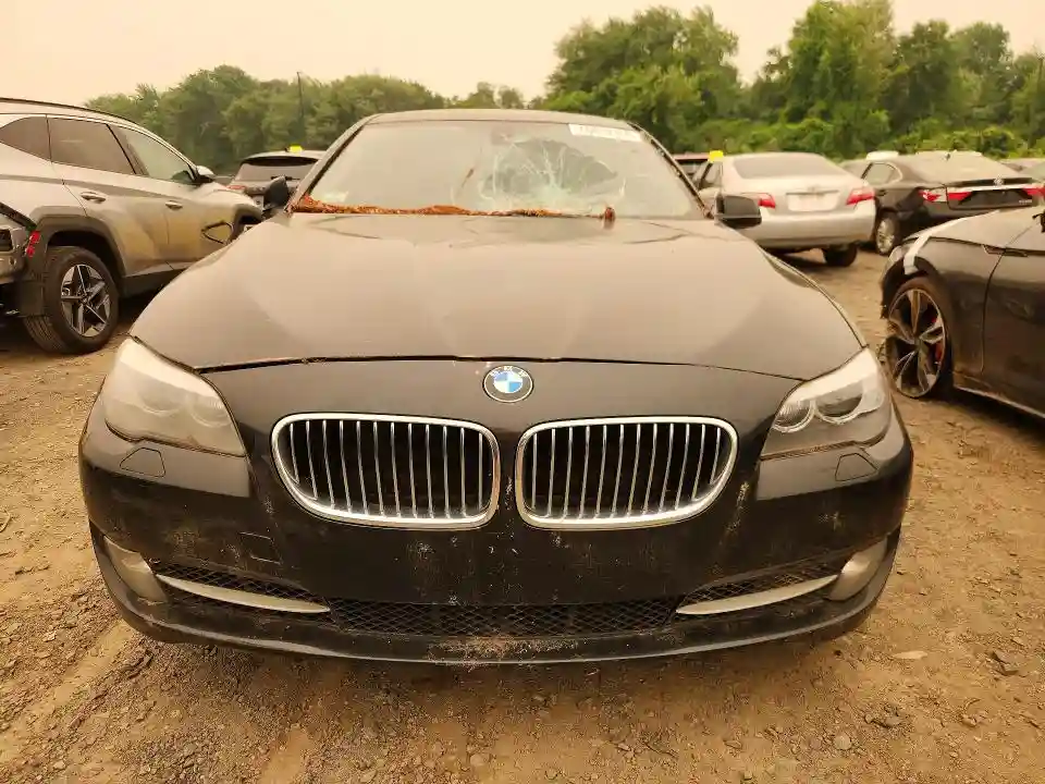 WBAXH5C5XDD114997 2013 BMW 5 SERIES-4