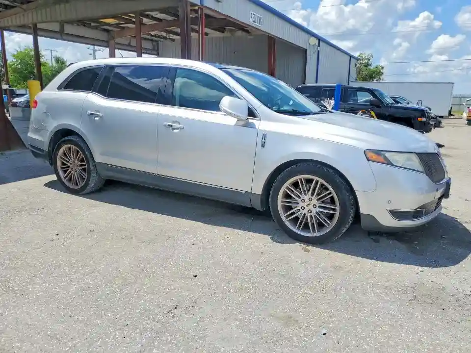 2LMHJ5AT3DBL52385 2013 LINCOLN MKT-3