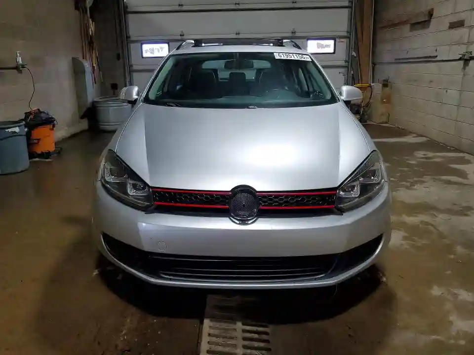 3VWPL7AJ8EM623647 2014 VOLKSWAGEN JETTA-4