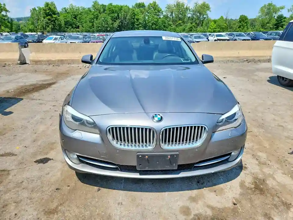 WBAFU9C51BC784231 2011 BMW 5 SERIES-4