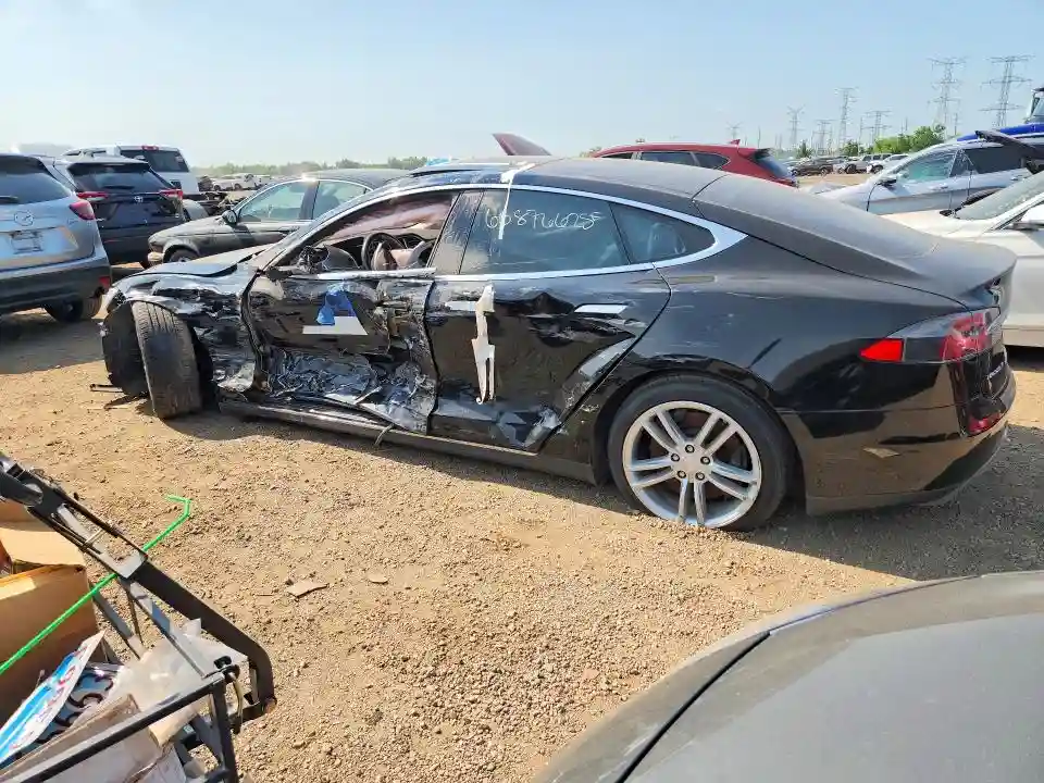 5YJSA1S23FF088028 2015 TESLA MODEL S-1