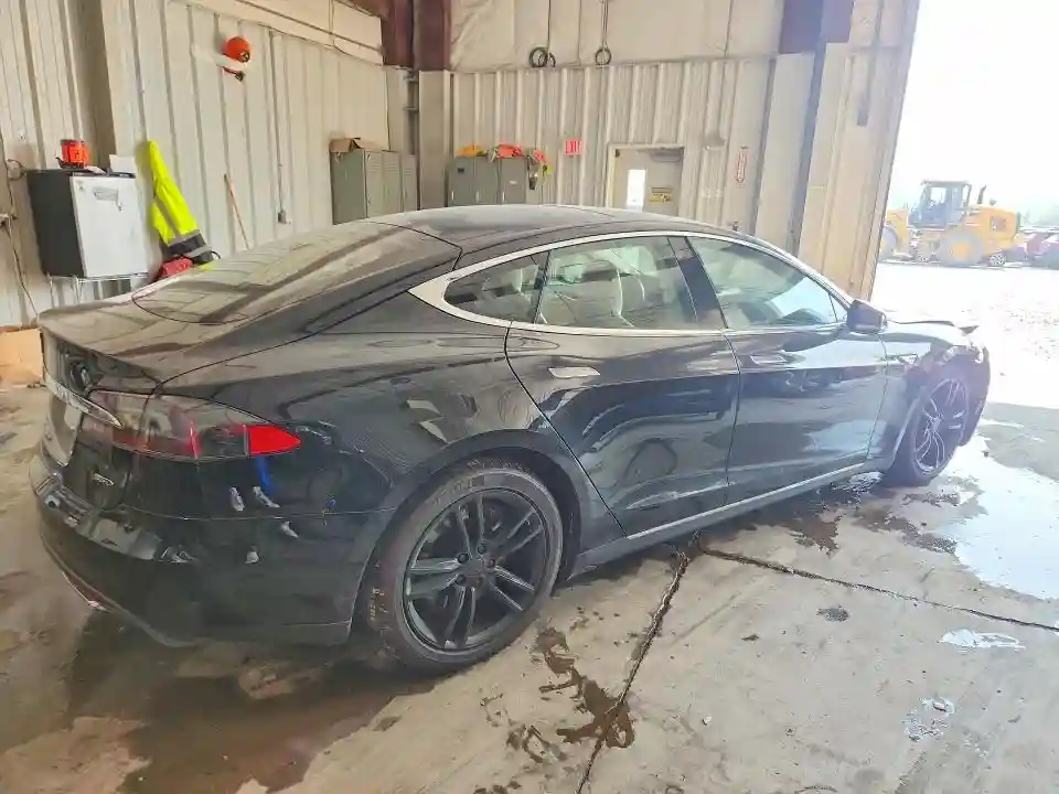 5YJSA1H24FFP77826 2015 TESLA MODEL S-2