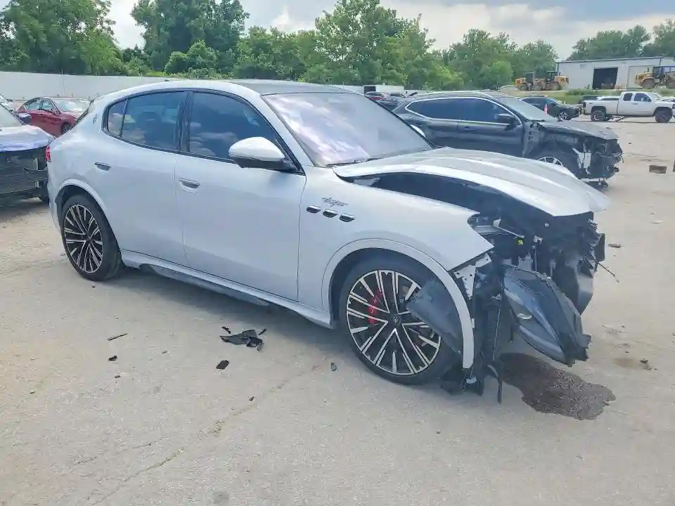 ZN682CVT6P7438264 2023 MASERATI ALL OTHER-3