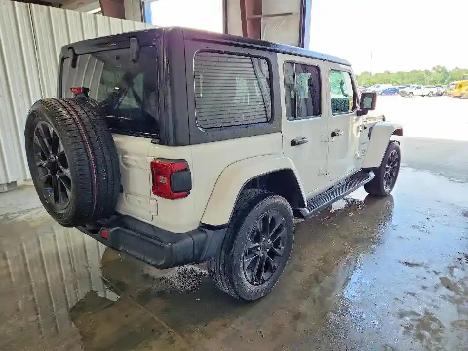 1C4JJXP69PW580943 2023 JEEP WRANGLER-2