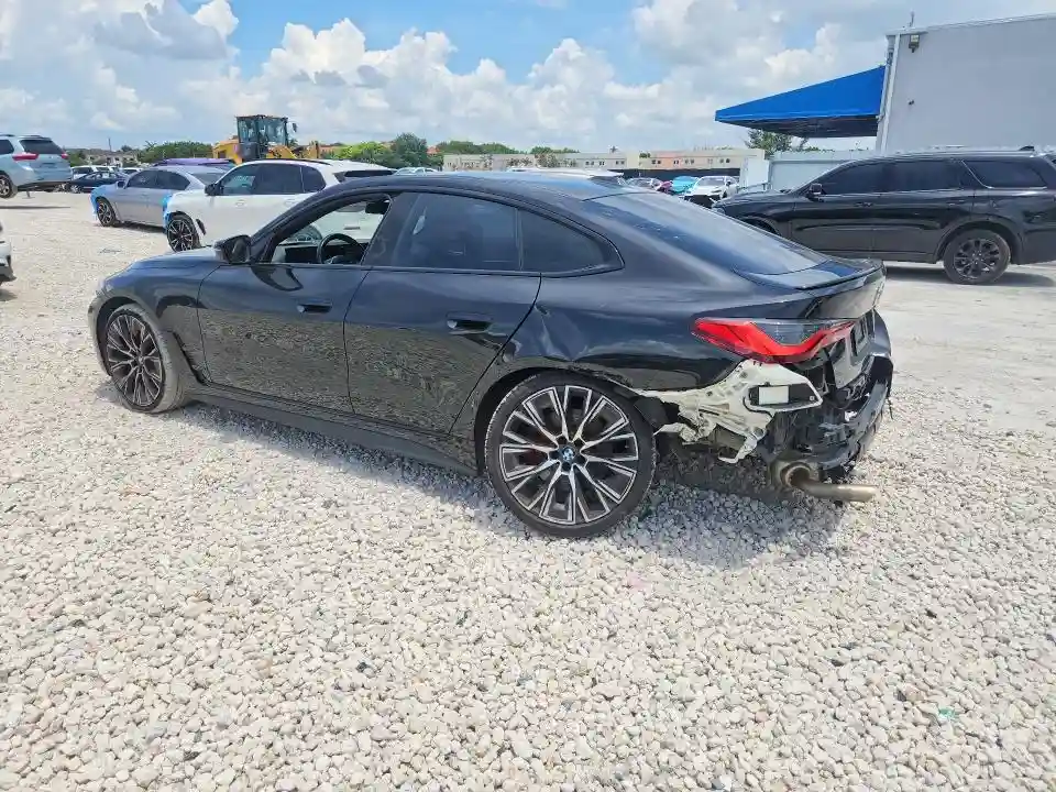 WBA63AV00RFR12232 2024 BMW 4 SERIES-1