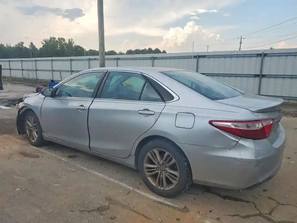 4T1BF1FK0GU167429 2016 TOYOTA CAMRY-1