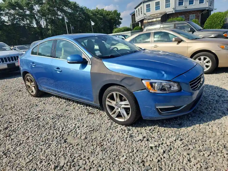 YV1612TB2F1304993 2015 VOLVO S60-3