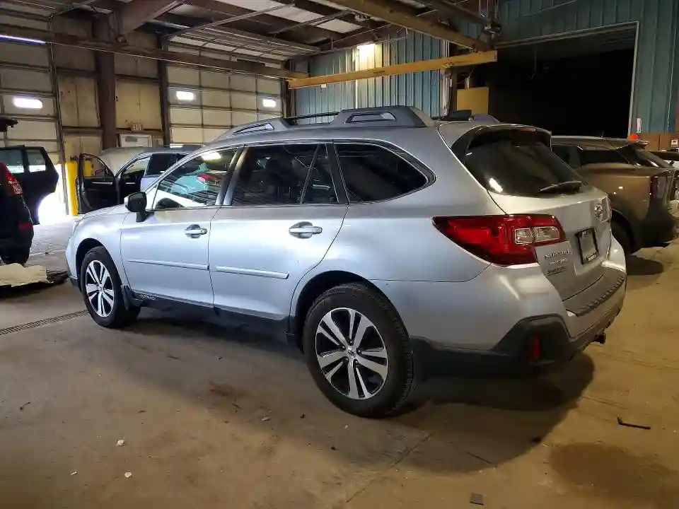 4S4BSAKC7J3215127 2018 SUBARU OUTBACK-1
