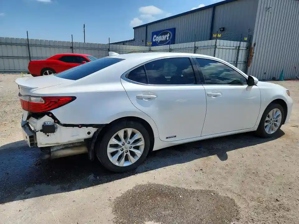 JTHBW1GGXF2089099 2015 LEXUS ES-2
