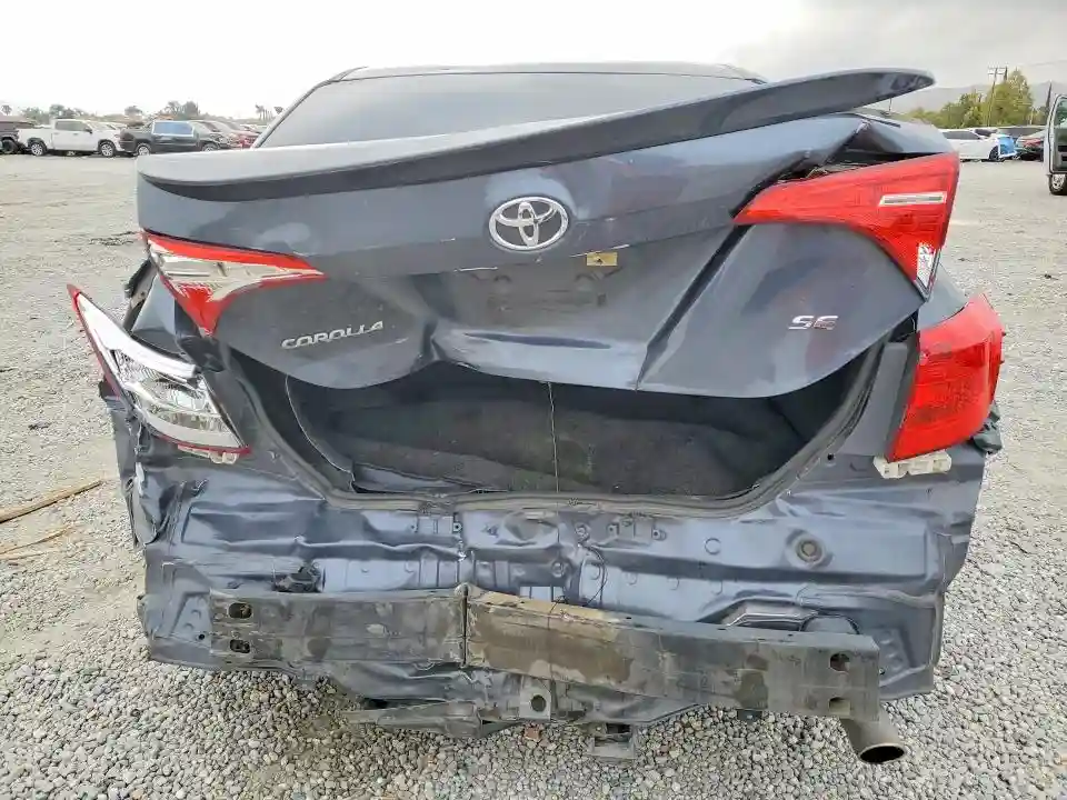 5YFBURHE4JP782215 2018 TOYOTA COROLLA-5