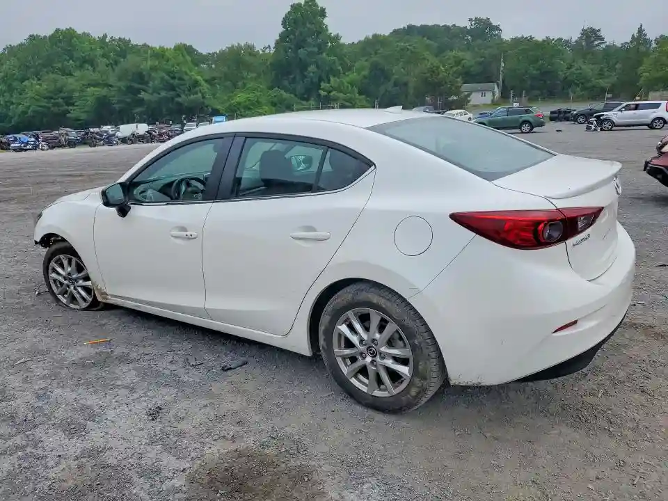 3MZBM1X7XGM255698 2016 MAZDA 3-1