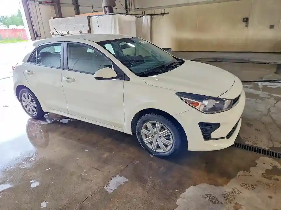 3KPA25AD5PE613584 2023 KIA RIO-3
