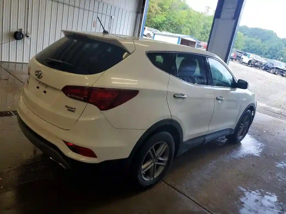 5NMZTDLB3JH088319 2018 HYUNDAI SANTA FE-2