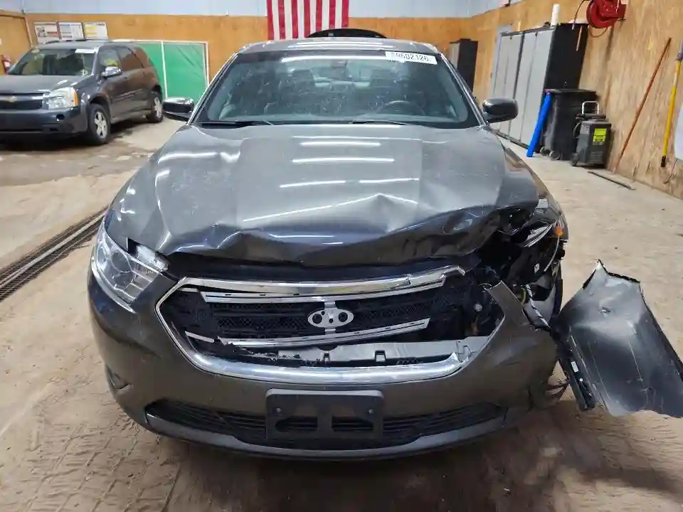 1FAHP2E89GG135977 2016 FORD TAURUS-4