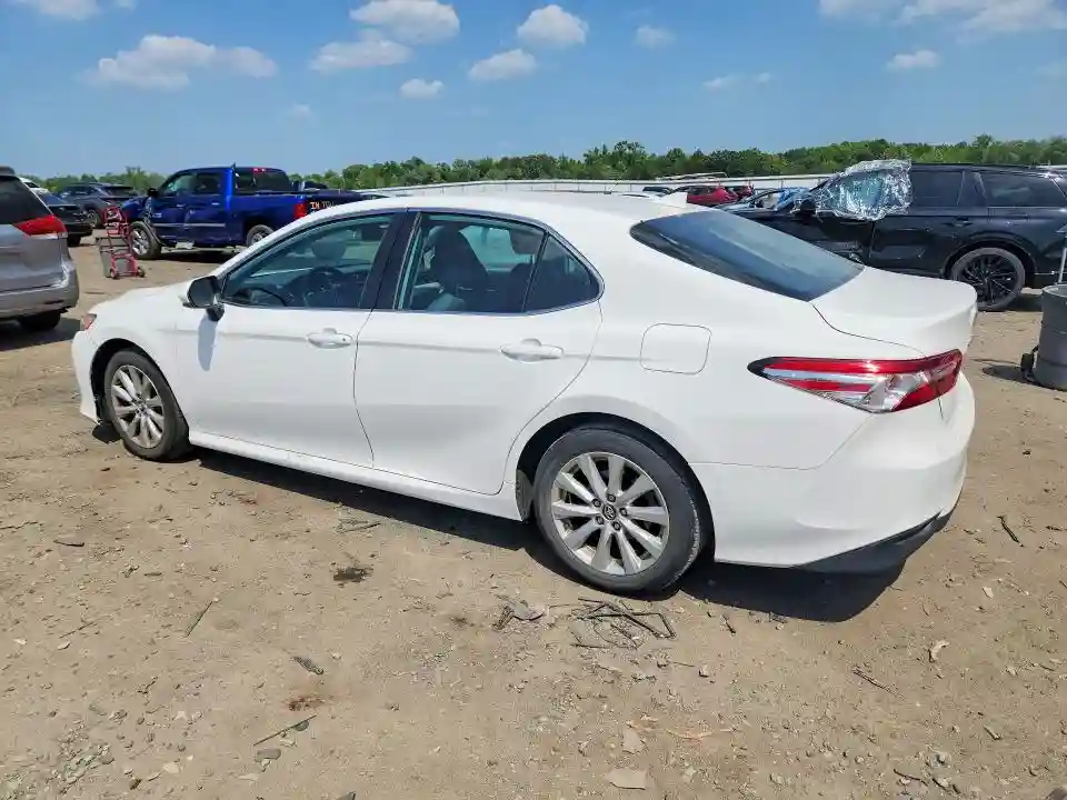 4T1B11HK4KU213039 2019 TOYOTA CAMRY-1