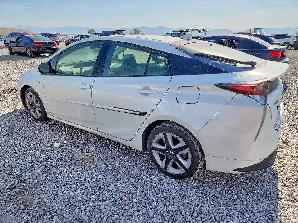 JTDKARFU0G3514881 2016 TOYOTA PRIUS-1