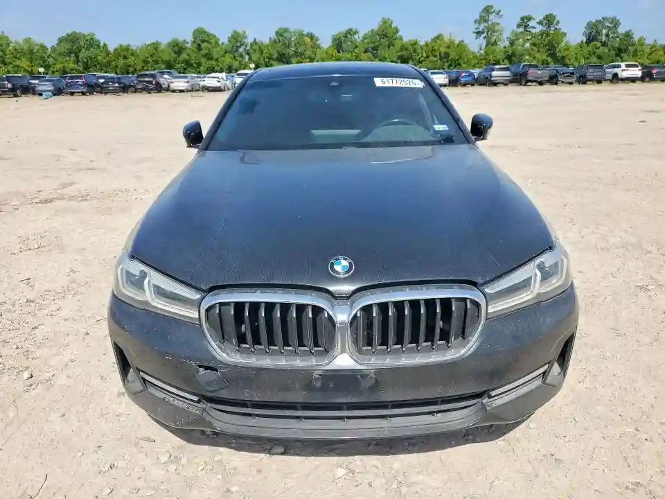 WBA53BH08MWW96894 2021 BMW 5 SERIES-4