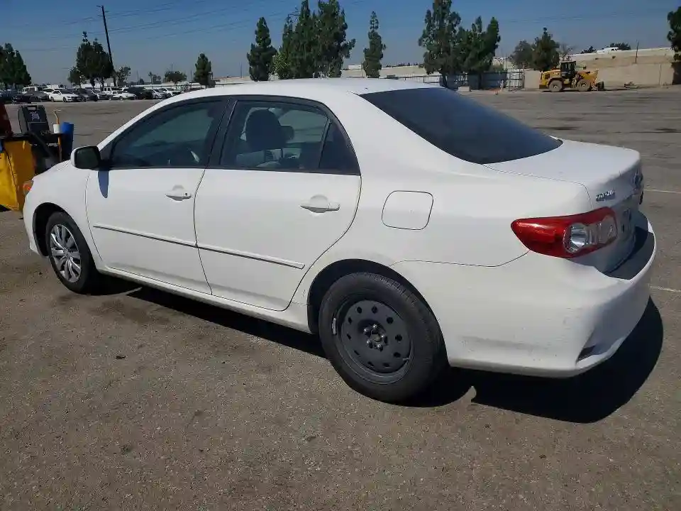 2T1BU4EE8CC765234 2012 TOYOTA COROLLA-1