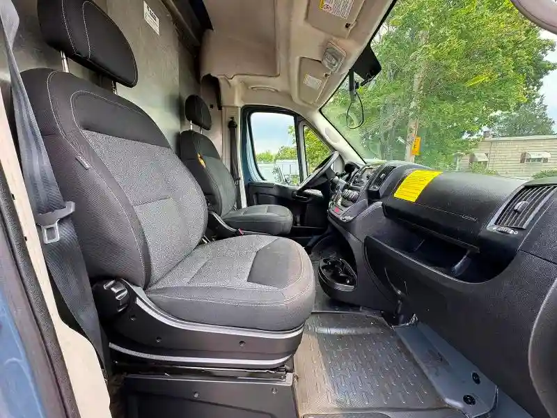 3C6URVJG4KE564669 2019 RAM PROMASTER-4