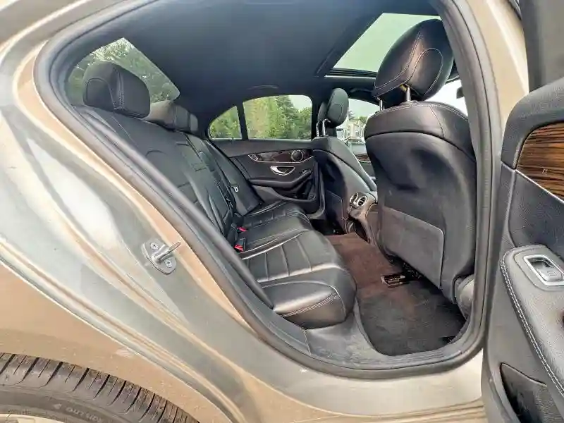 55SWF8EB5KU305546 2019 MERCEDES-BENZ C-CLASS-5