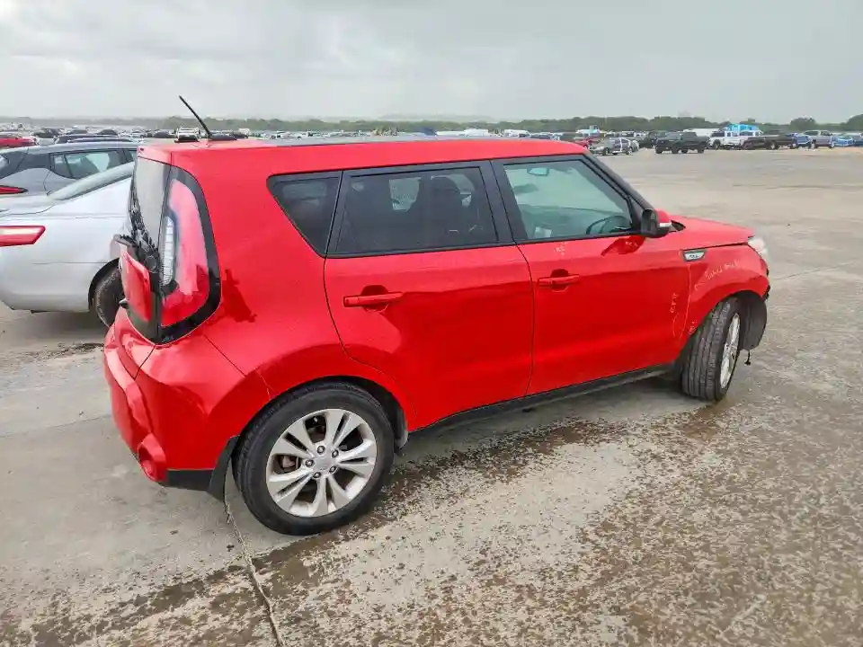 KNDJX3A55G7837923 2016 KIA SOUL-2