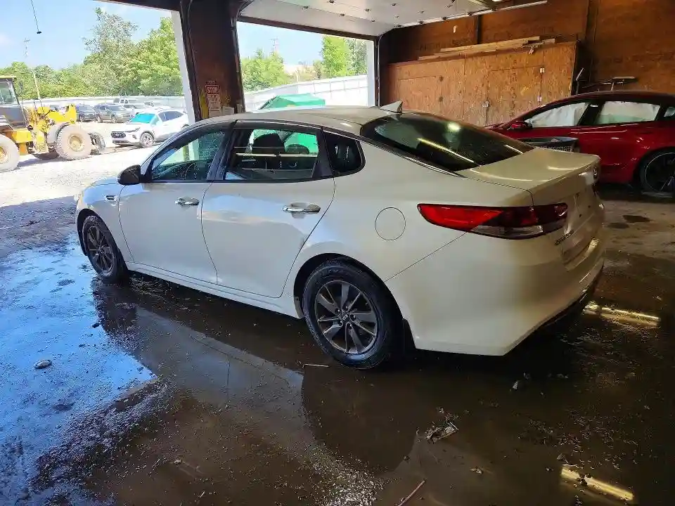 KNAGT4L31G5094113 2016 KIA OPTIMA-1