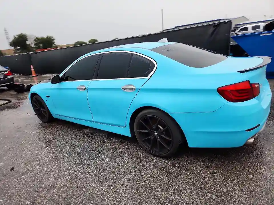 WBAFR9C53BC757470 2011 BMW 5 SERIES-1