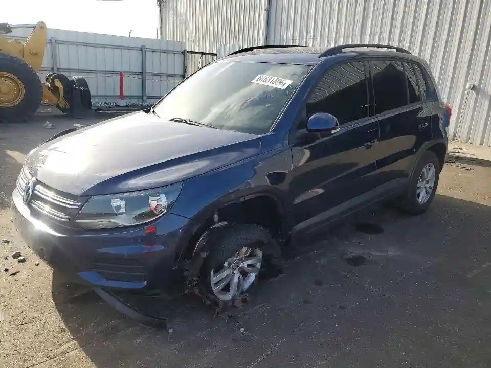 WVGAV7AX1GW539109 2016 VOLKSWAGEN TIGUAN-0