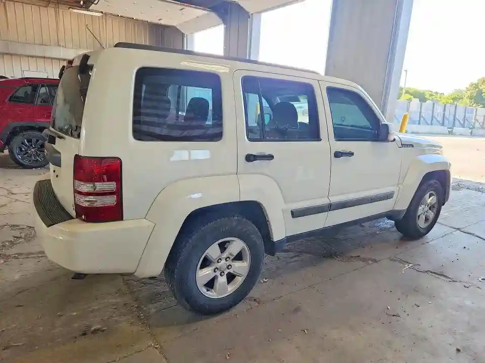 1J4PN2GK5AW168096 2010 JEEP LIBERTY-2