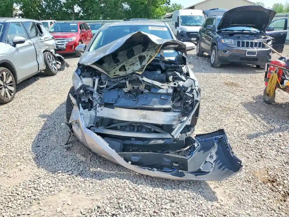NMTKHMBX4LR110665 2020 TOYOTA C-HR-4