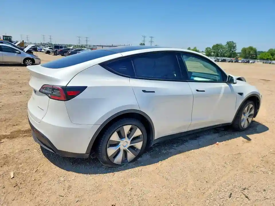 5YJYGDEE3LF023756 2020 TESLA MODEL Y-2