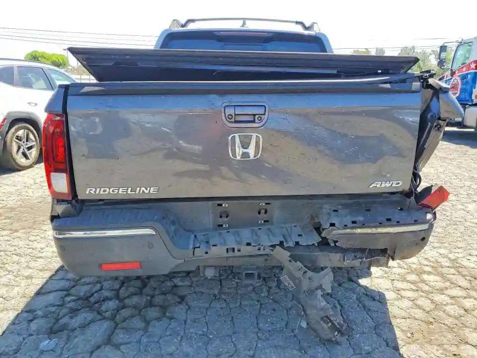 5FPYK3F78JB009638 2018 HONDA RIDGELINE-5