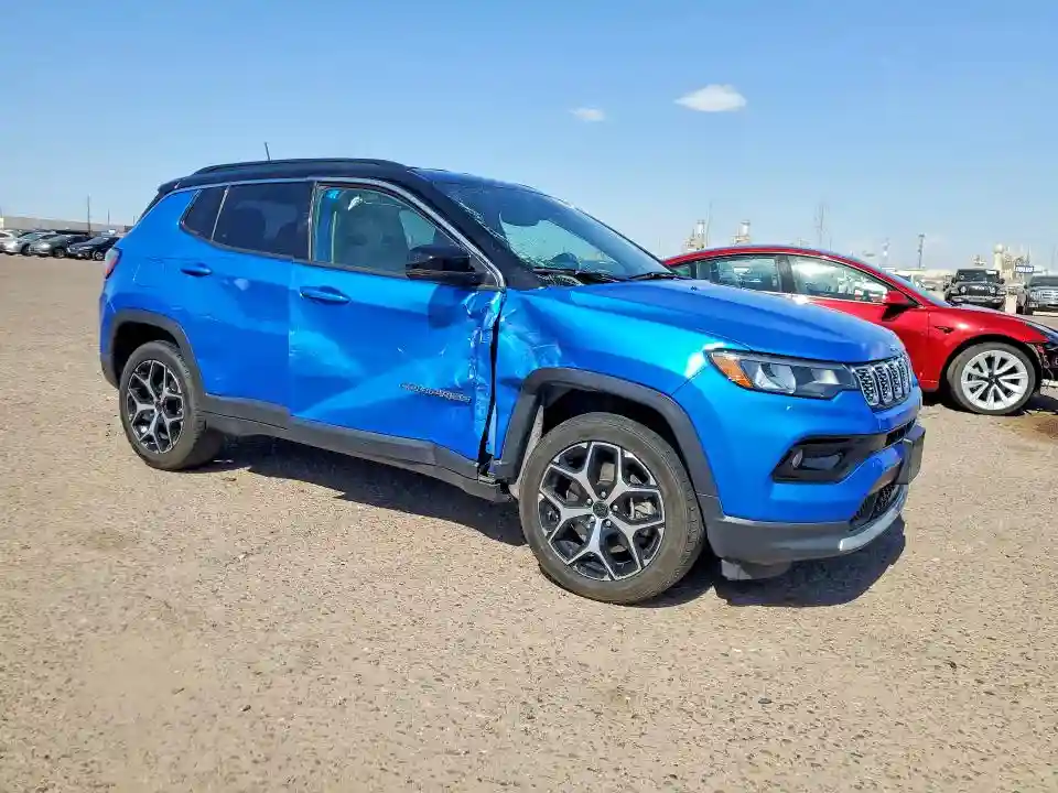 3C4NJDCN4ST523111 2025 JEEP COMPASS-3