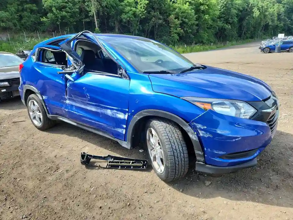 3CZRU6H36JG711870 2018 HONDA HR-V-3