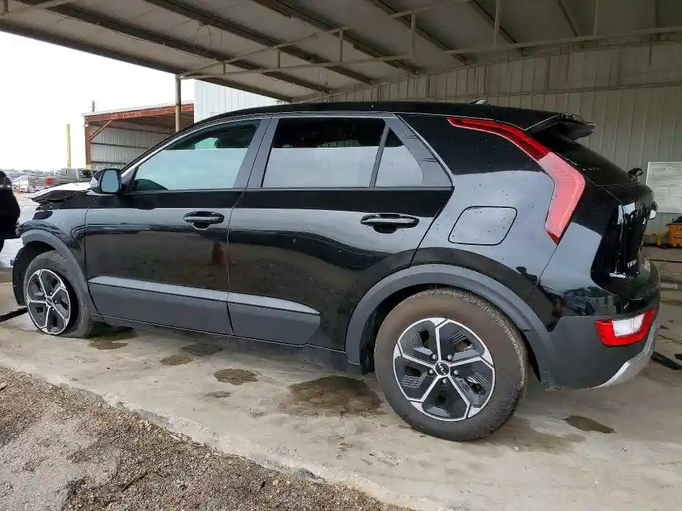KNDCP3LE5T5357795 2026 KIA NIRO-1