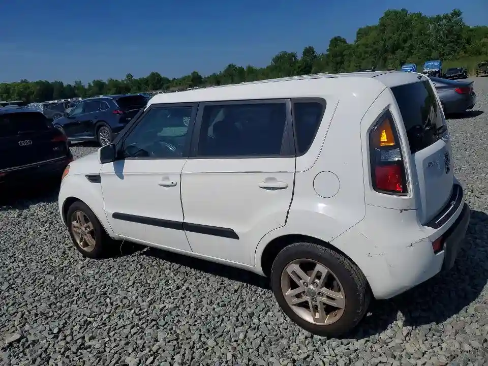 KNDJT2A24B7315126 2011 KIA SOUL-1