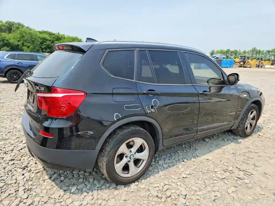 5UXWX5C51BL710986 2011 BMW X3-2