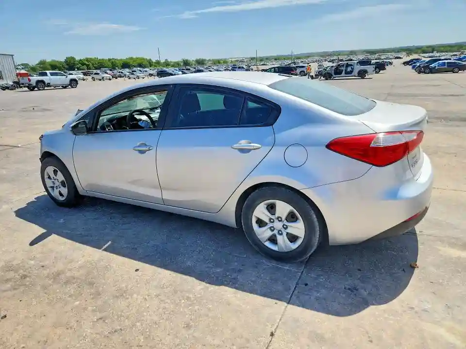 KNAFX4A68F5259182 2015 KIA FORTE-1
