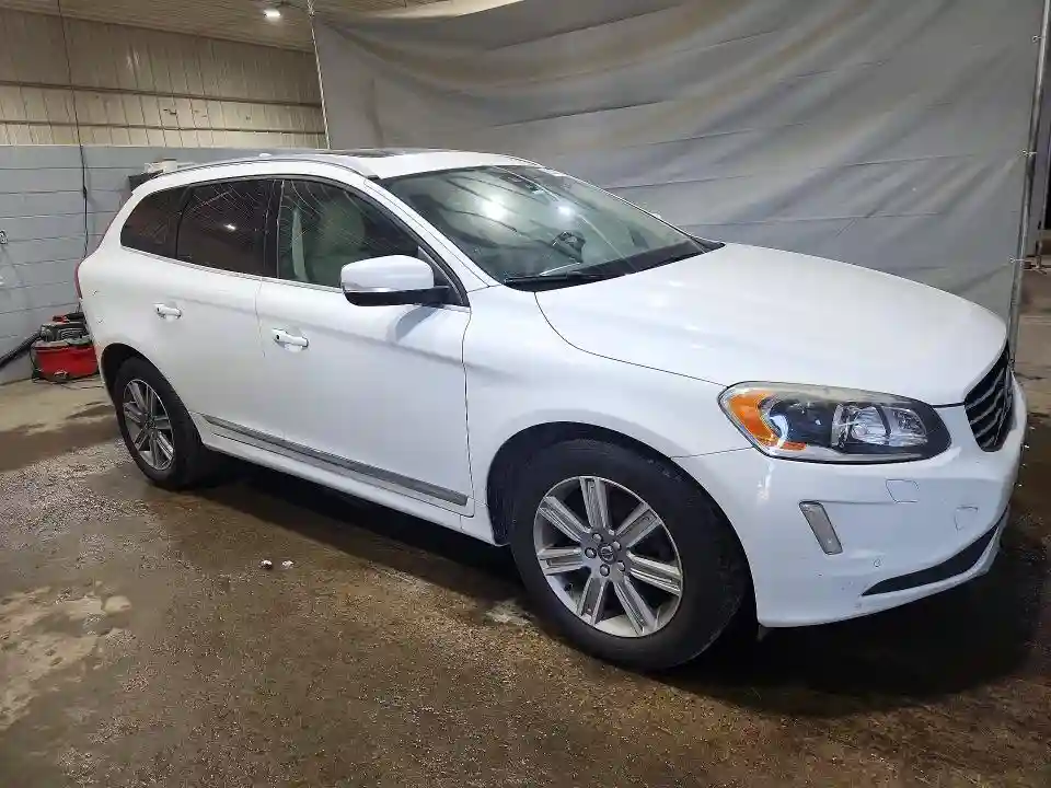 YV440MRU9H2021294 2017 VOLVO XC60-3